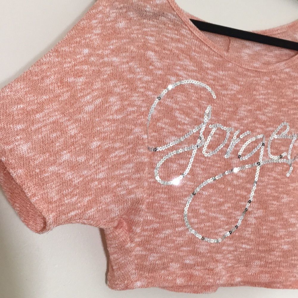 NWOT. Crop top. Size:M - Picture 3 of 3